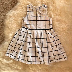 Janie and Jack Girls Dress with Flower Size 6